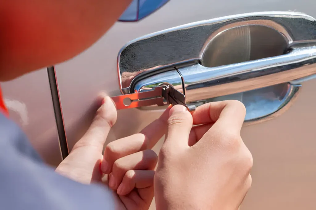 24/7 locksmith 12 Satisfied customer with Springfield 24/7 locksmith after emergency lockout service
